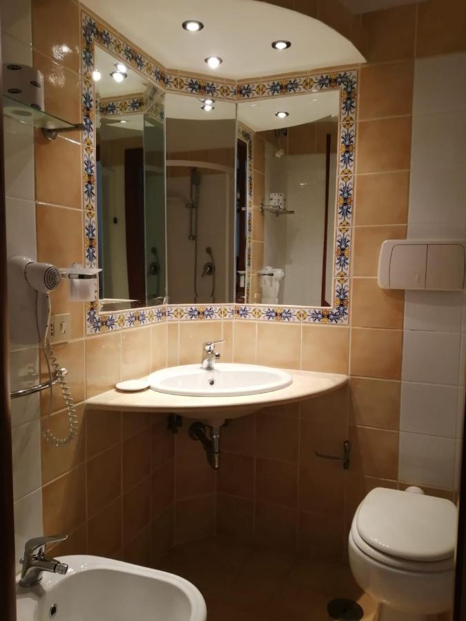 Parigino Hotel Palinuro Luaran gambar